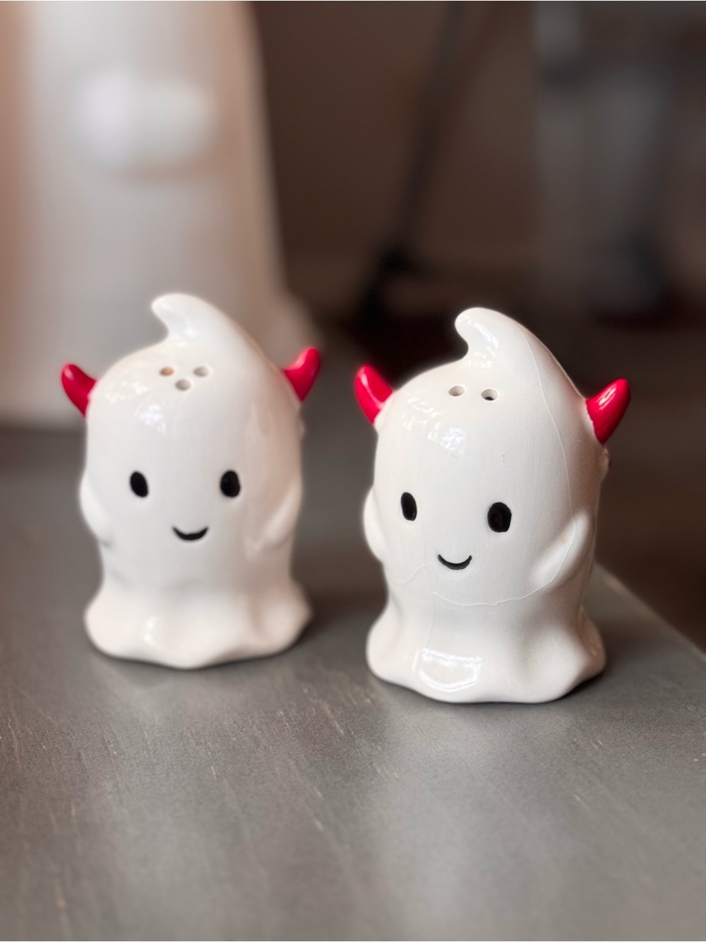 Ghost Halloween Salt & Pepper Shakers